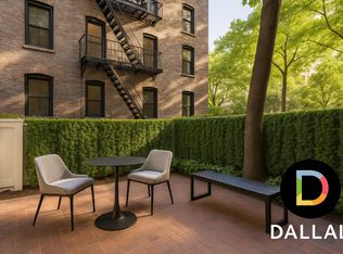 302 W 11th St #1D, New York, NY 10014
