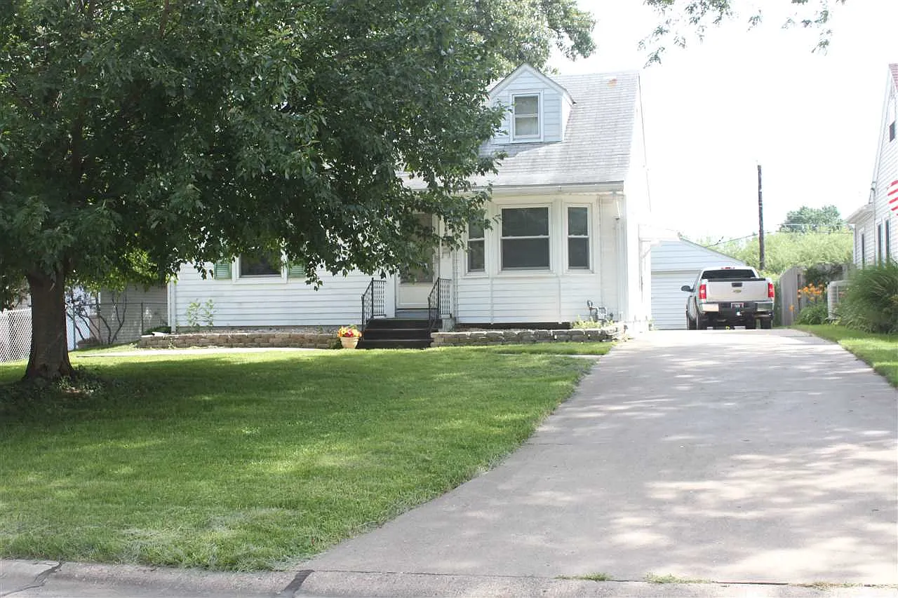 4072 28th Ave photo 1