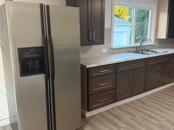 1170 Camas Ave NE, Renton, WA 98056