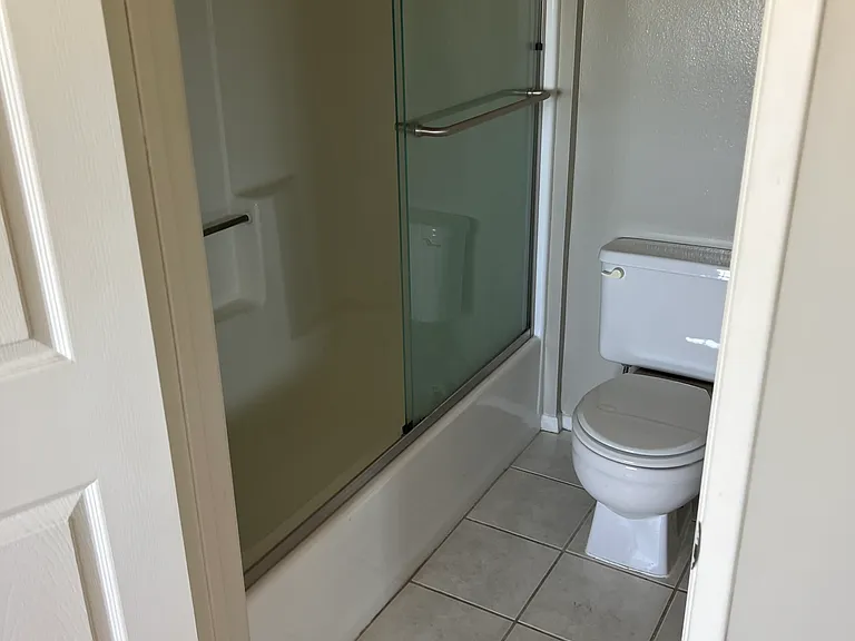 147 W Acacia Ave #114 — Photo 11