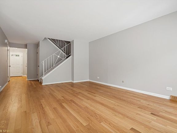 3rd image of 244 Essex Pl