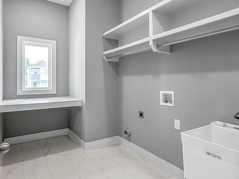 814A Dewees Ave — Photo 14