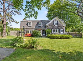 19 1st St, Biddeford Pool, ME 04006