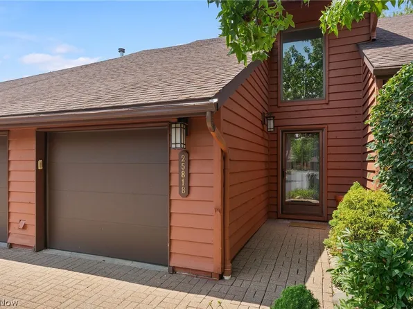 25818 Fairmount Blvd, Beachwood, OH 44122