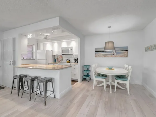 1352 High Point Way SE #D, Delray Beach, FL 33445
