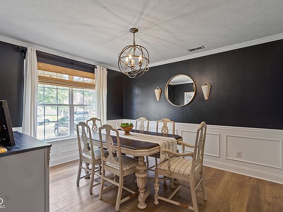 5th image of 5866 Mill Oak Dr