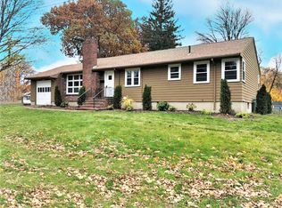 19 Greenview Rd, Stoneham, MA 02180