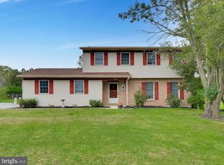 109 Wheatland Dr, Lititz, PA 17543