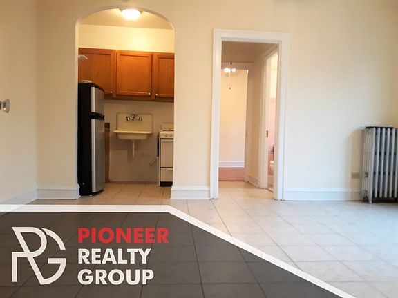 2nd image of 2536 N Sawyer Ave #2536207