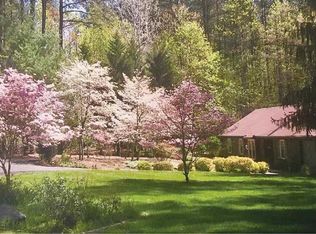 4255 Pine Grv, Earlysville, VA