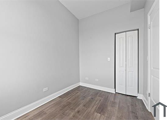 4th image of 1113 S Mozart St #3F