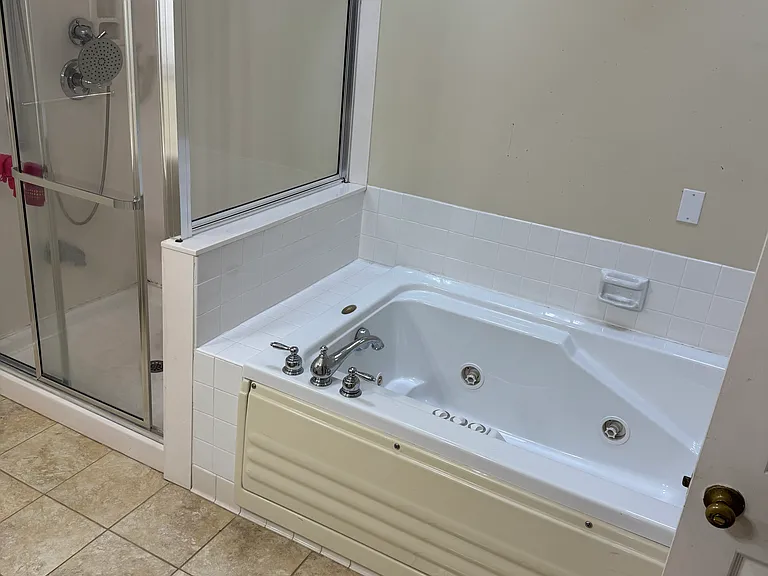 2301 Bermuda Hills Rd — Photo 5