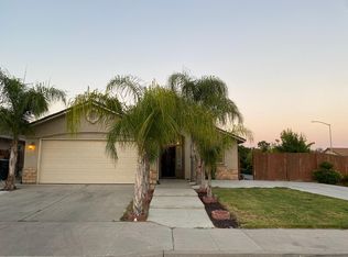 2110 N Carnegie Ave, Fresno, CA