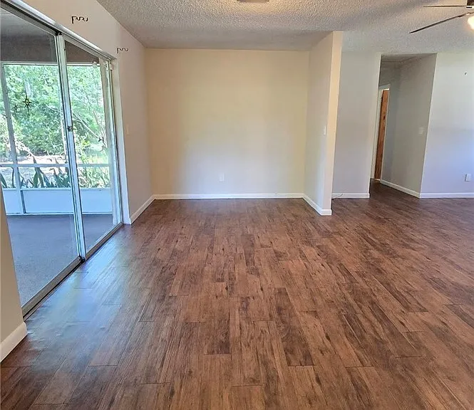 757 Memorial Dr — Photo 3