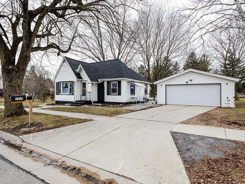 1st image of 1514 River DRIVE