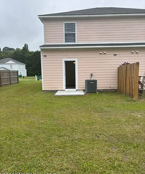 13070 Tracewood Dr #B — Photo 12
