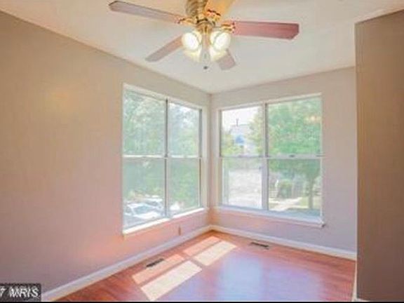 4th image of 3421 Lindenwood Dr