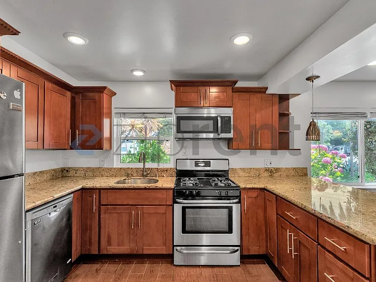609 Drake Ave #2 — Photo 13