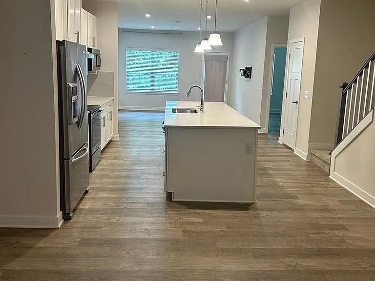 61 Moss Hollow Way — Photo 4