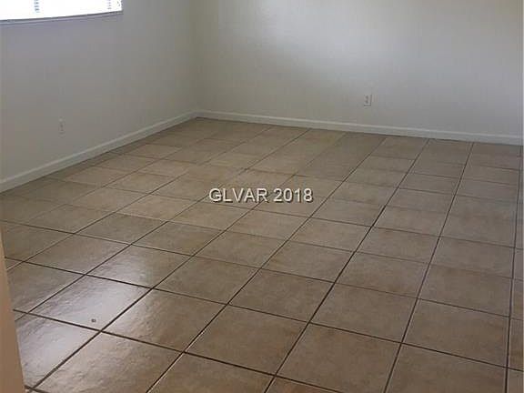 4th image of 4667 Monterey Cir Unit 4