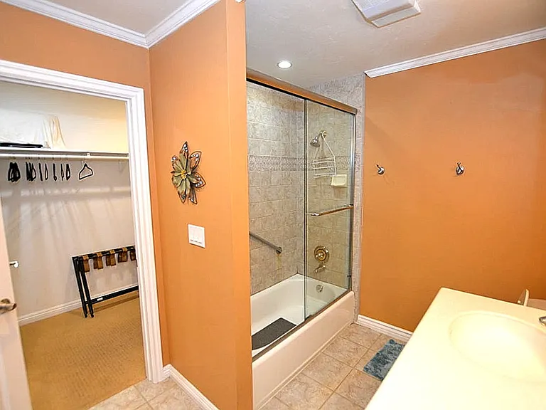 95 Port Of Spain Rd — Photo 20