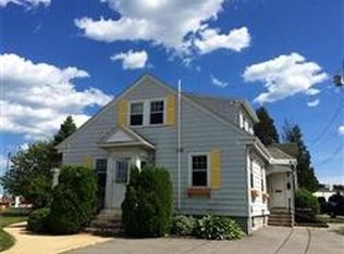 129 Huttleston Ave, Fairhaven, MA 02719