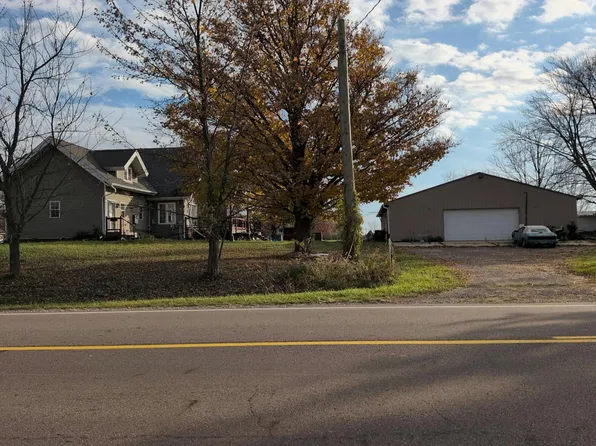 900 N Dietz Rd, Webberville, MI 48892