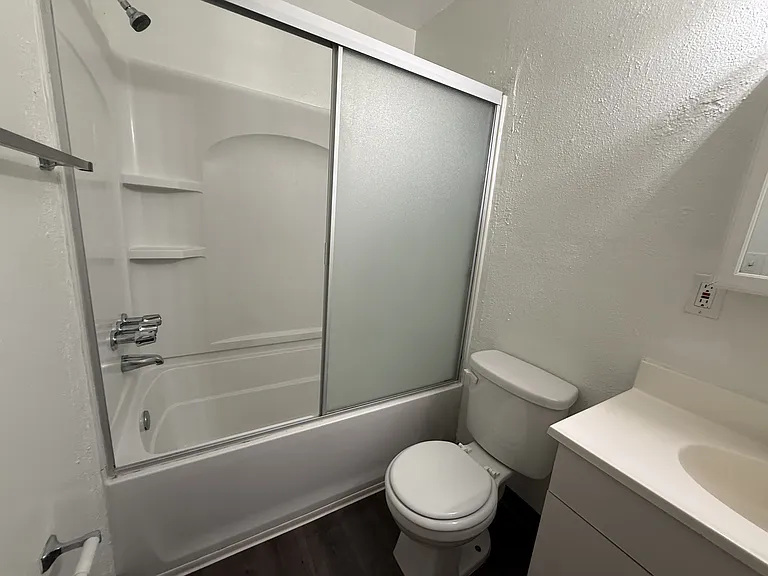 Morris Townhomes — Photo 13