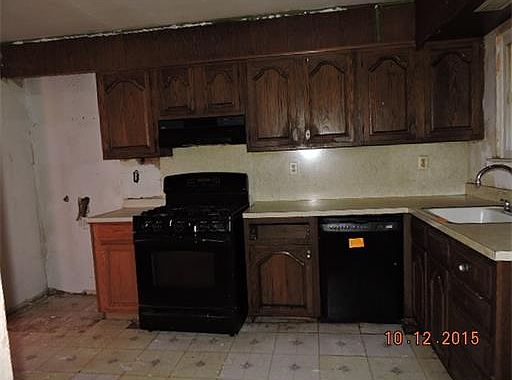 2nd image of 68 Washington Ave