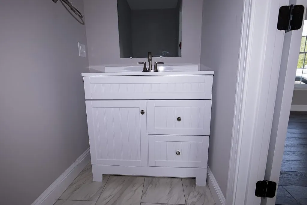 419 Center Dr — Photo 3