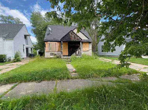 8468 Greenview Ave, Detroit, MI 48228