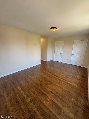 83 Broadway Photo 1