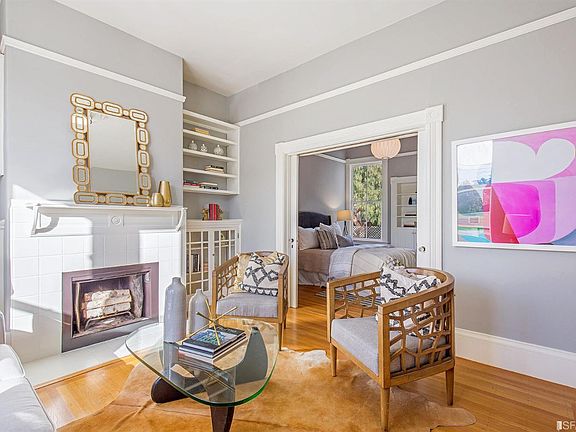 5th image of 1109 Hampshire St