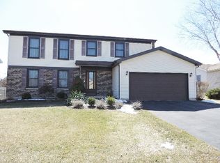 1186 Pinetree Ln, Bartlett, IL