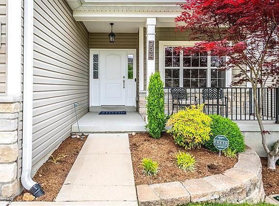 2nd image of 734 Harvest Ln