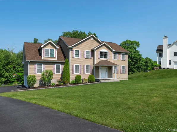 16 Noble Court, Mahopac, NY 10541