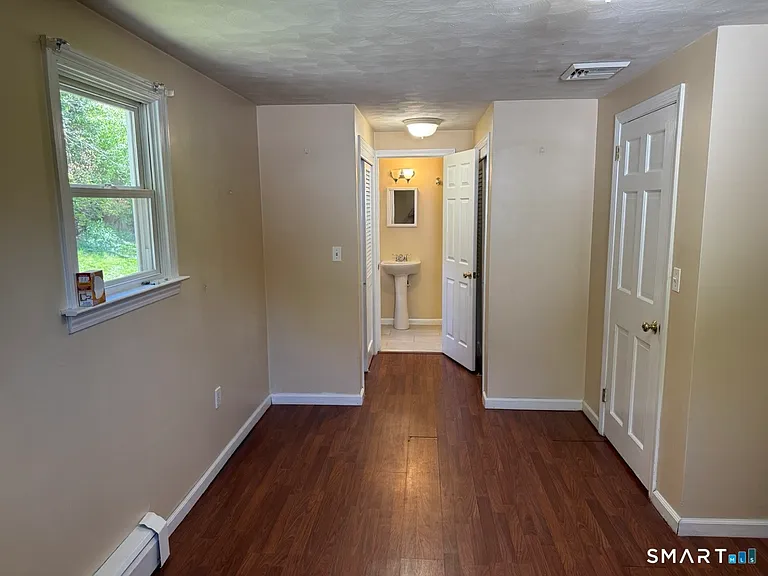 44 Saint James Ave — Photo 16