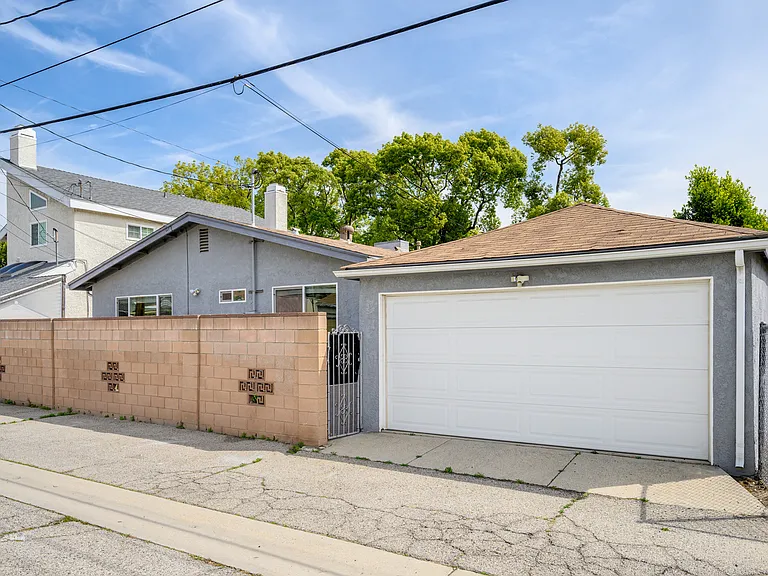 609 N Fairview St — Photo 27
