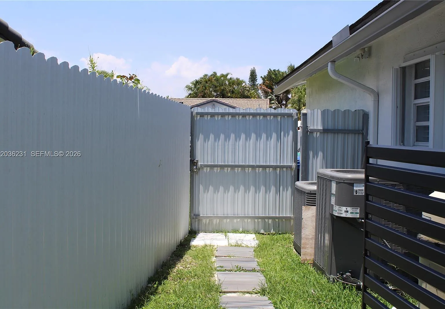 River Bend Sec 4 — Photo 1