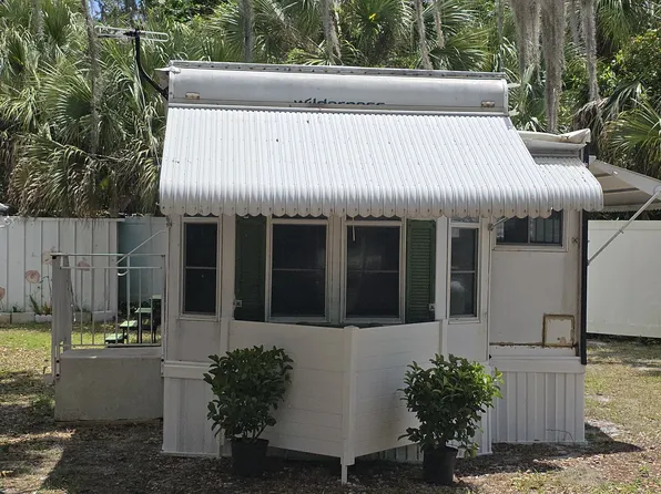 10511 Monroe Ct #75, Lake Wales, FL 33898