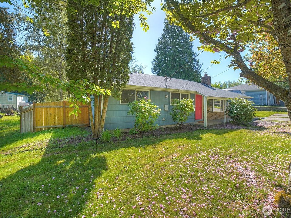 1st image of 8110 5th Avenue NE