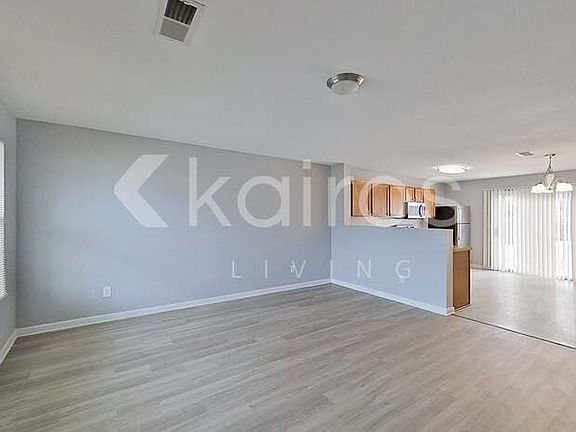 3rd image of 112 Belle Haven Dr