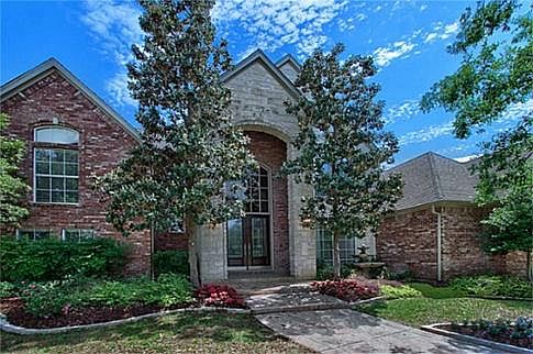 2nd image of 201 Oldenwood Ct