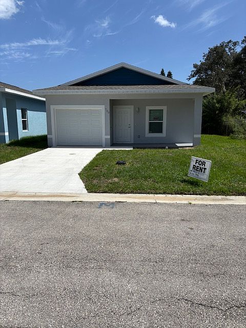 1st image of 700 Salamanca Ct