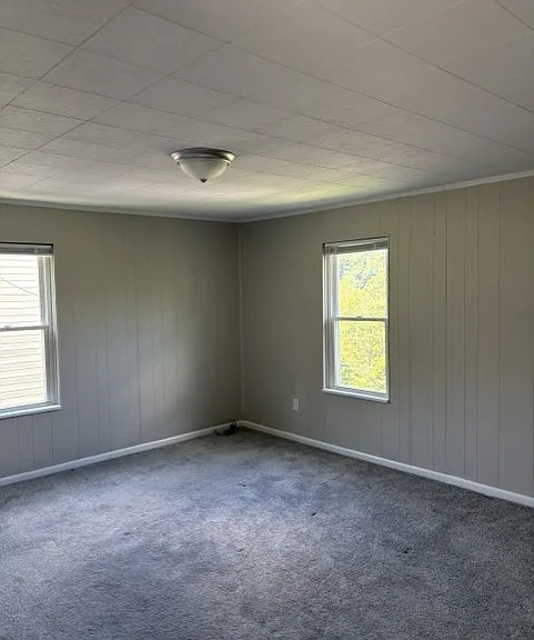 323 Juniper Ln — Photo 7