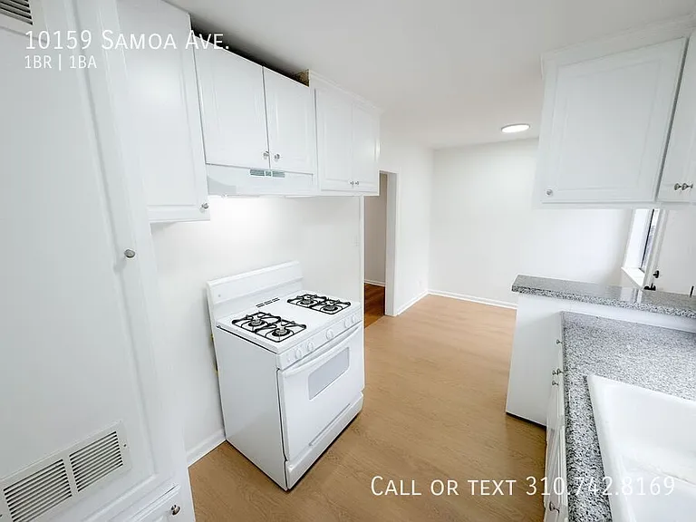 10159 Samoa Ave — Photo 27