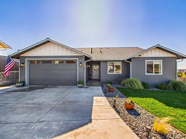 191 Ridge View Ct, Fortuna, CA 95540