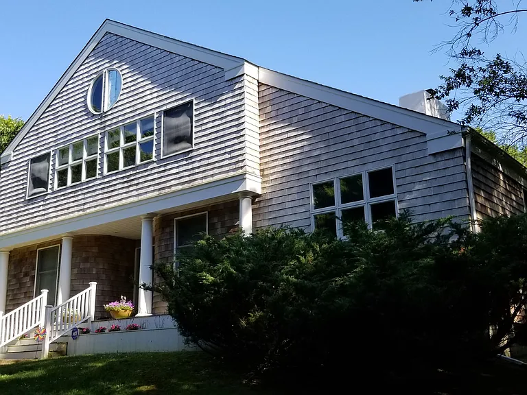 Cobblers Ct — Photo 4