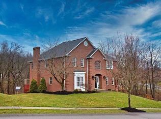 386 Steeplechase Dr, Cranberry Township, PA
