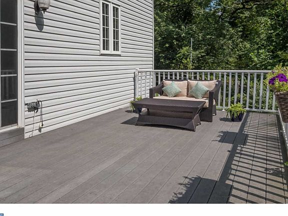 4th image of 1553 Grand Oak Ln